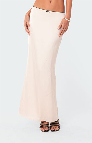 Satin Back Slitted Low Rise Maxi Skirt image number 2