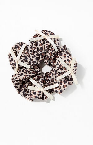 Leopard Bow Hair Scrunchie image number 1