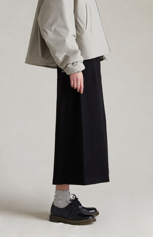 Women's Jet Black Heavy Long Skirt image number 3