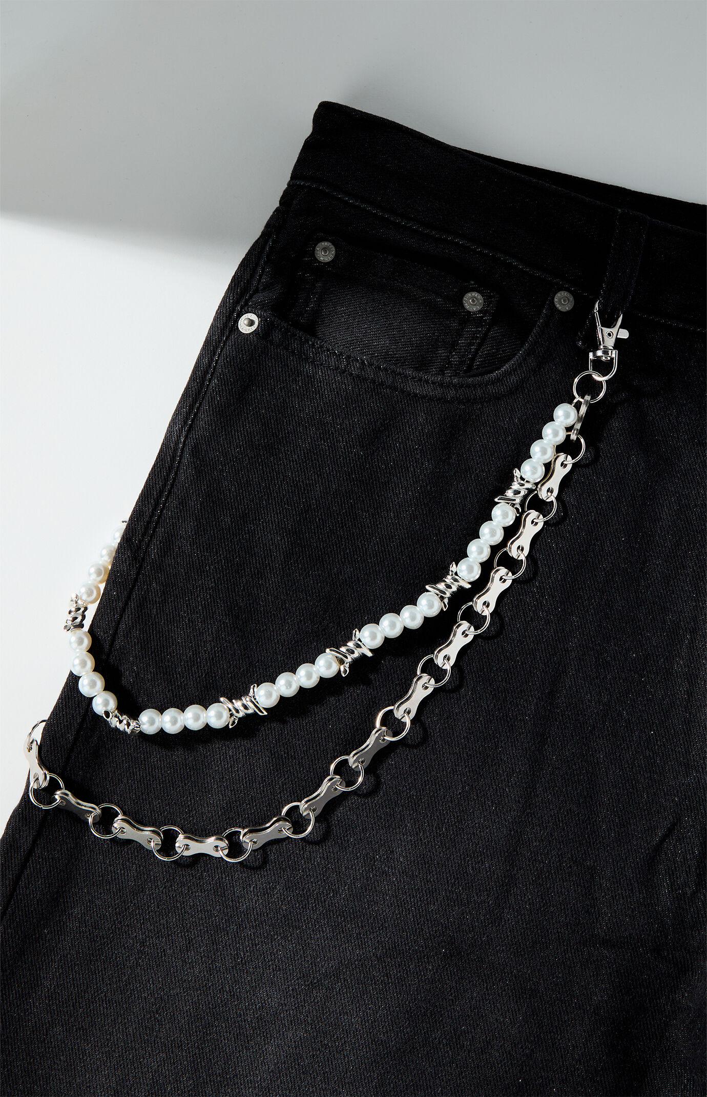 Pacsun Barbed Pearl Double Wallet Chain | Pacsun