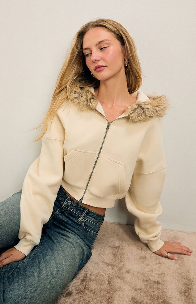 Women's Faux Fur Cropped Ultra Soft Fleece Zip Up Hoodie in Off White - Size Large