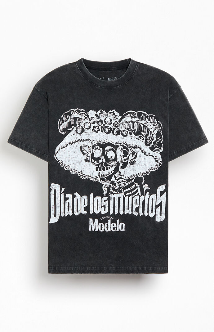Modelo La Catrina Dia De Los Muertos T-Shirt