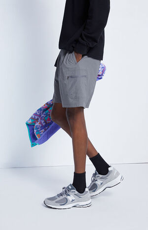 Mountaindale Shorts image number 2