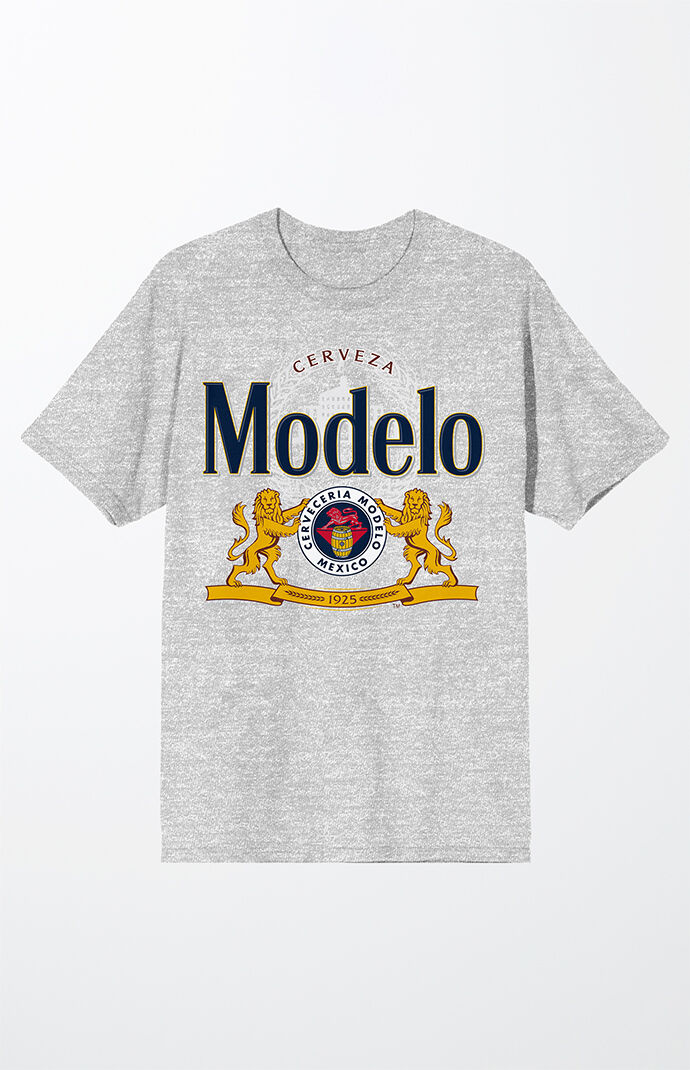 Modelo Classic Logo T-Shirt