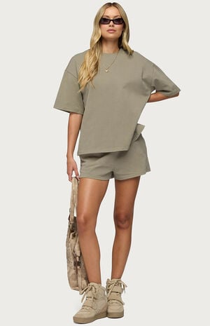 Cecilia Oversized T-Shirt image number 5