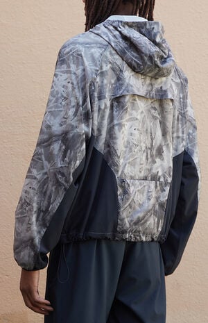Active Tree Camo Performance Hooded Jacket image number 5