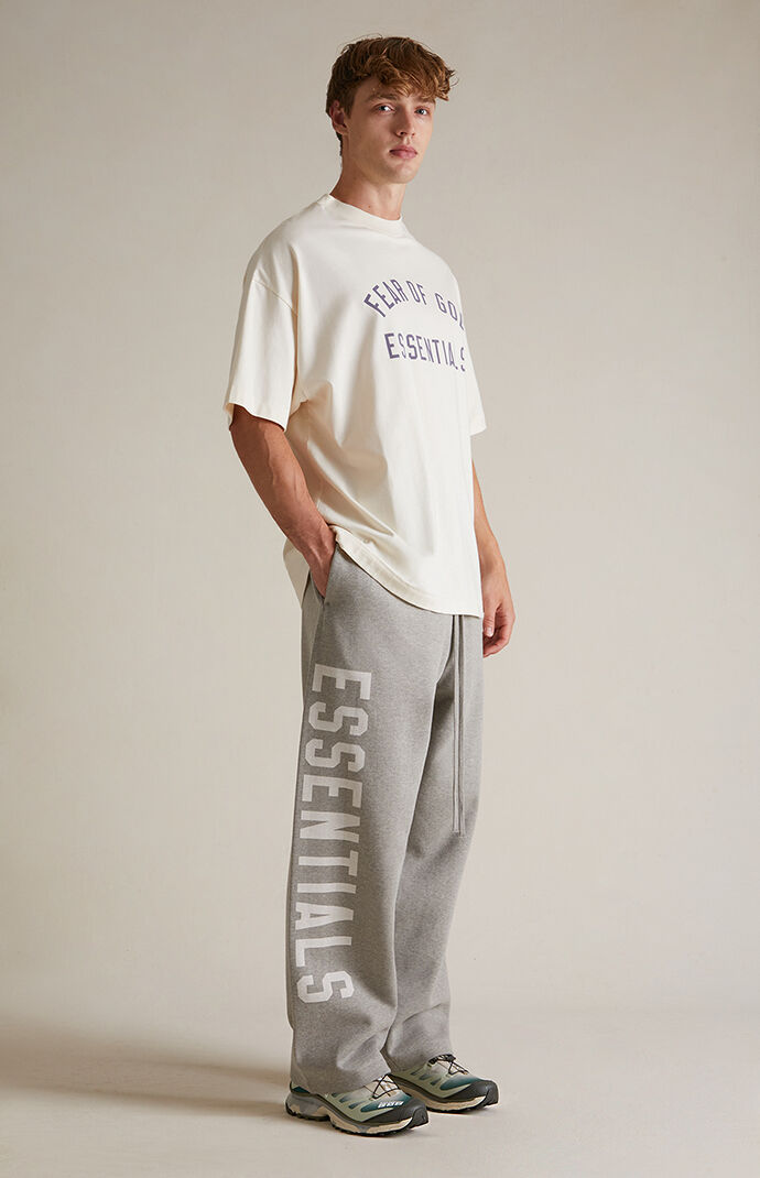 FEAR OF GOD ESSENTIALS RELAXED SWEATPANT（Fear of God
