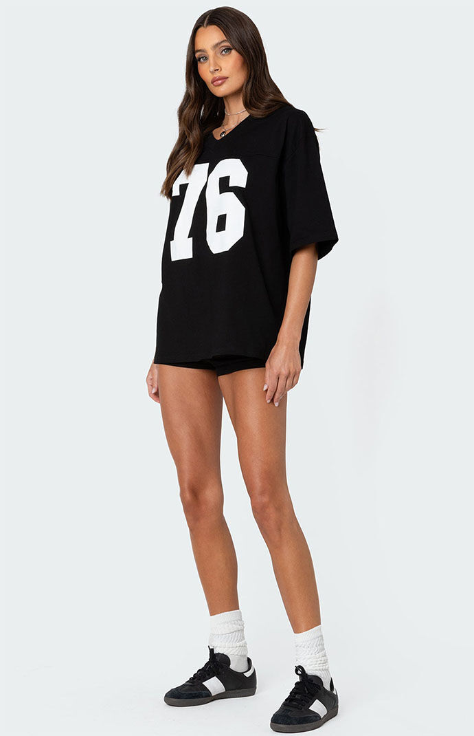 OXG × YUEQI QI Football Oversized Tee OXG × YUEQI QI Football Oversized Tee Souvenirs & Memorabilia