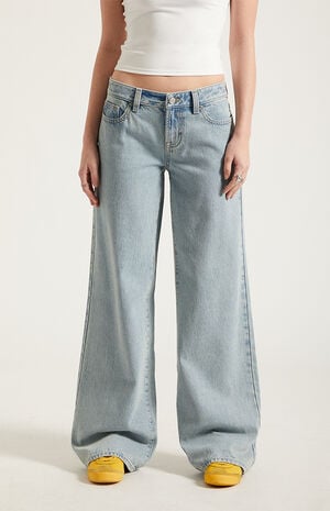 Casey Low Rise Baggy Jeans Light Blue Washed image number 2