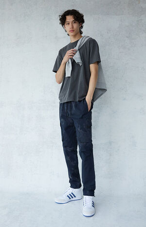 Black Tie-Dyed Nylon Cargo Pants Black Tie-Dyed Nylon Cargo Pants image number null