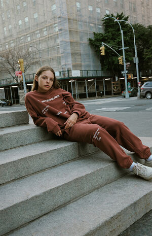 x PacSun Metropolitan Museum Of Art Sweatpants image number 1