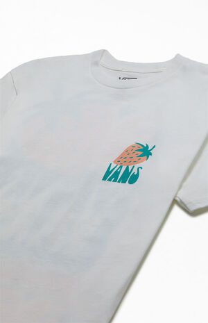 Strawberry T-Shirt image number 3