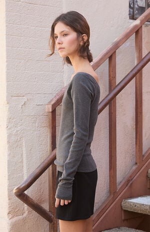 Gray Off-The-Shoulder Long Sleeve Top image number 3