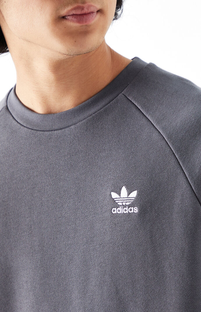 Essential Crewneck Sweatshirt