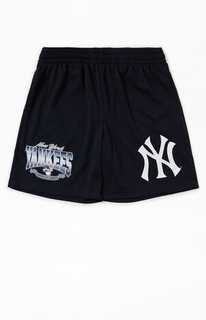NY Yankees Summer Classics Shorts image number 1