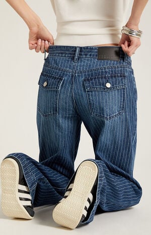 Zoe Low Rise Girlfriend Jeans Pinstripe image number 5