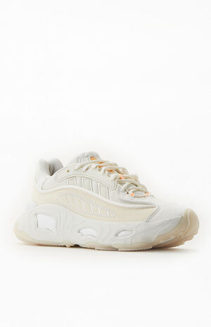 Women's Cream Oznova Sneakers image number 1