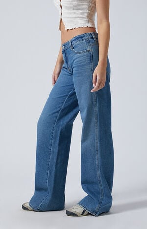 Casey Low Rise Baggy Jeans Indigo Wash image number 2