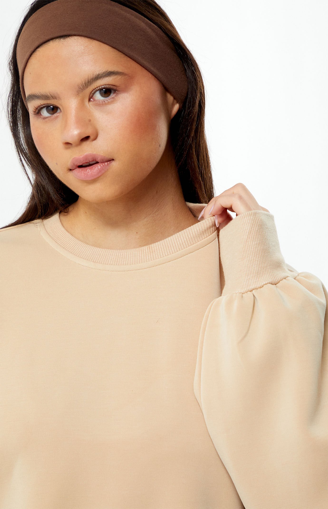 Balloon sleeve top crew neck sweatshirt