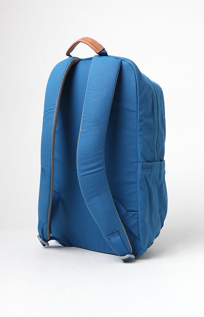 FJALLRAVEN Raven 20 Backpack at