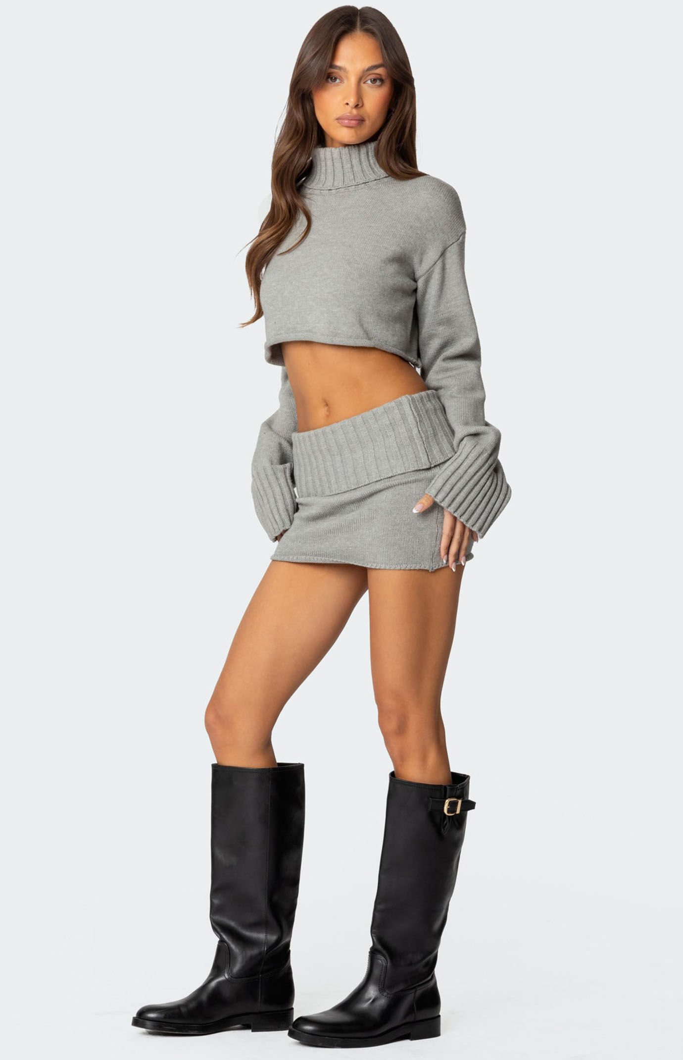 Edikted Gino Cropped Turtle Neck Sweater