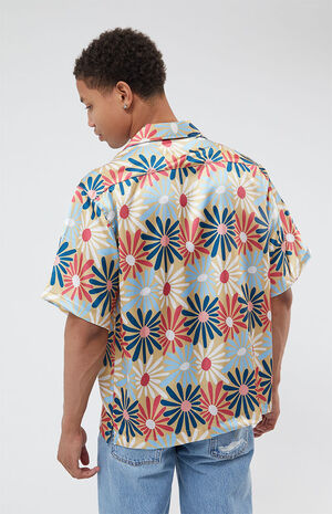 Cropped Daisy Satin Camp Shirt image number 3