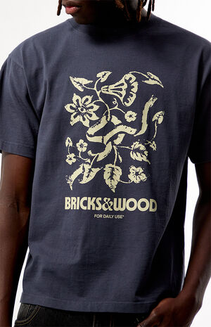 For Daily Use Floral T-Shirt image number 5