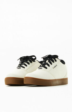 Women's Cream Pro 20 Sneakers image number 2