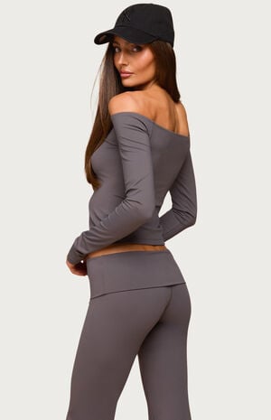 Tezia Off Shoulder Long Sleeve Top image number 3