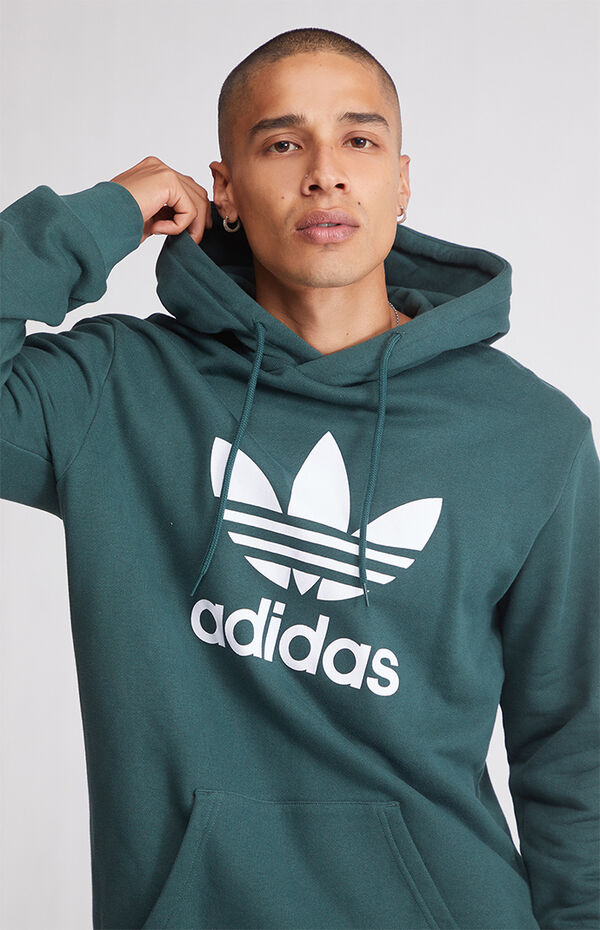 Gemaakt van Groene achtergrond Doodskaak adidas Green Trefoil Hoodie | PacSun