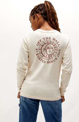 Elevate Long Sleeve Boyfriend T-Shirt Elevate Long Sleeve Boyfriend T-Shirt image number null