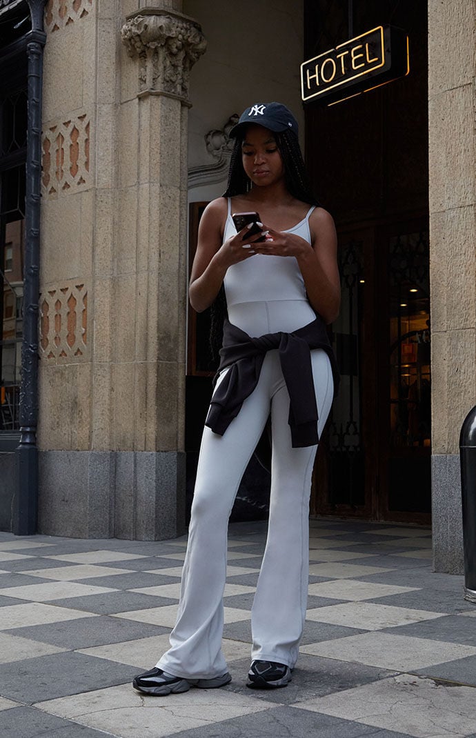 Grey adidas on sale pants outfit