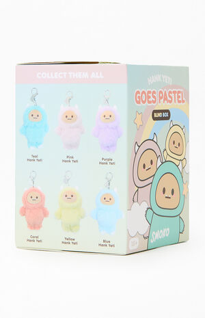 Smoko Hank Yeti Goes Pastel Bag Charm Blind Box image number 2