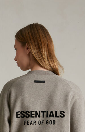 Women's Heather Grey Fleece Cropped Crew Neck Sweatshirt image number 5