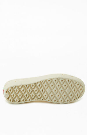 Off White Slip-On Mule TRK Shoes image number 4