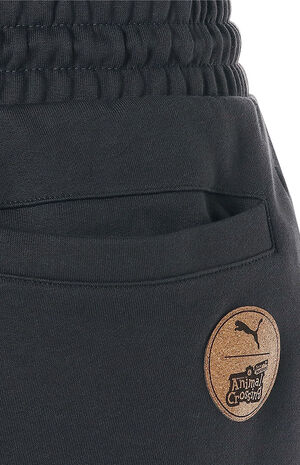 x Animal Crossing New Horizons Sweat Shorts x Animal Crossing New Horizons Sweat Shorts image number null