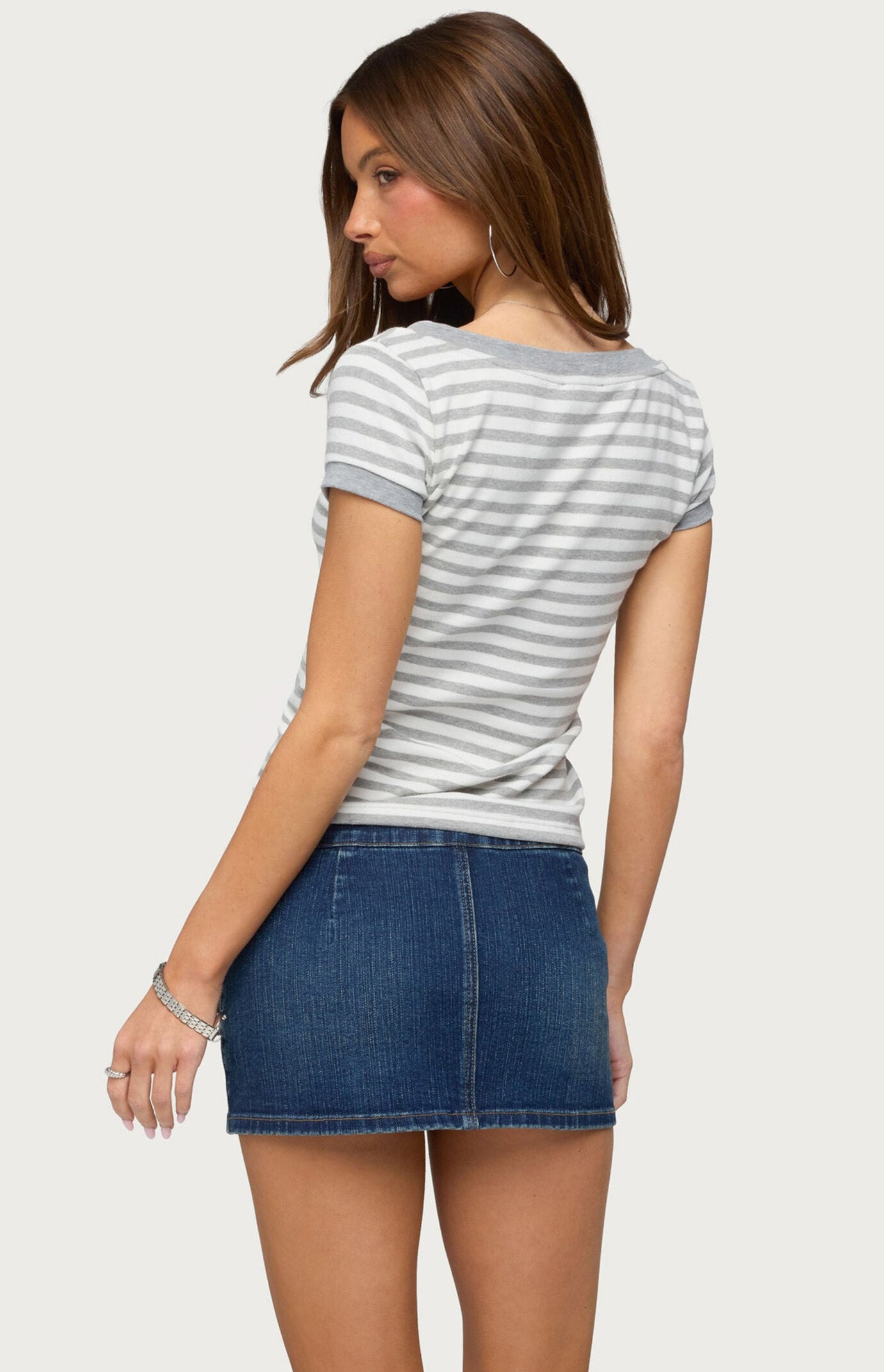 Edikted Antonela Striped V Neck T-Shirt