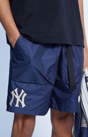 New York Yankees Ripstop Shorts image number 3