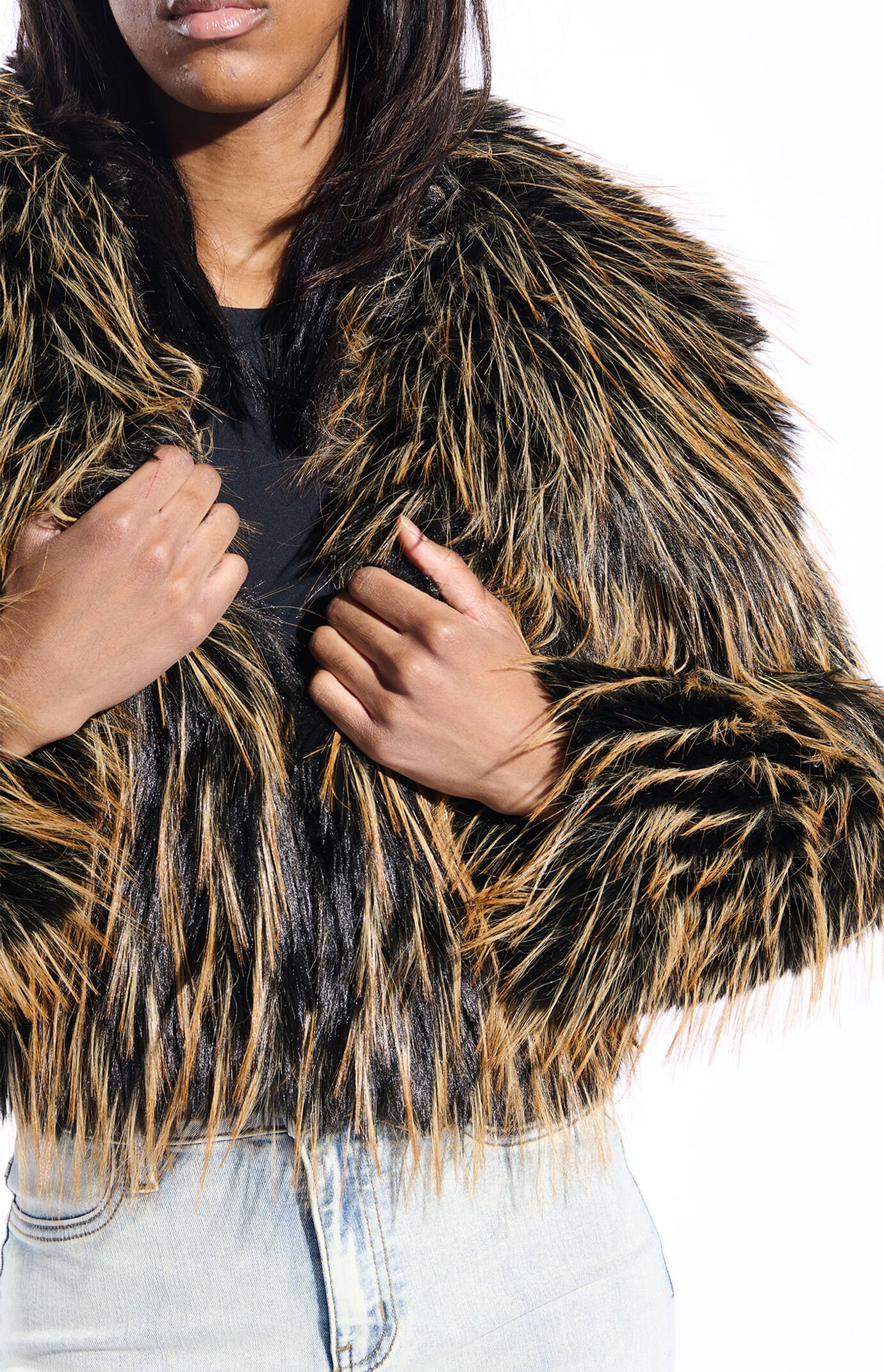 AZALEA WANG Saoirse Brown & Black Cropped Faux Fur Jacket