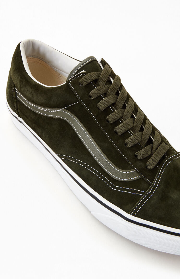 UA Old Skool Pig Suede Shoes