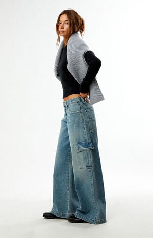 Sloane Low Rise Ultra Baggy Jeans Cargo Light Blue image number 1