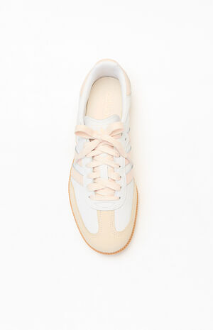 Women's White & Pink Samba OG Sneakers image number 5