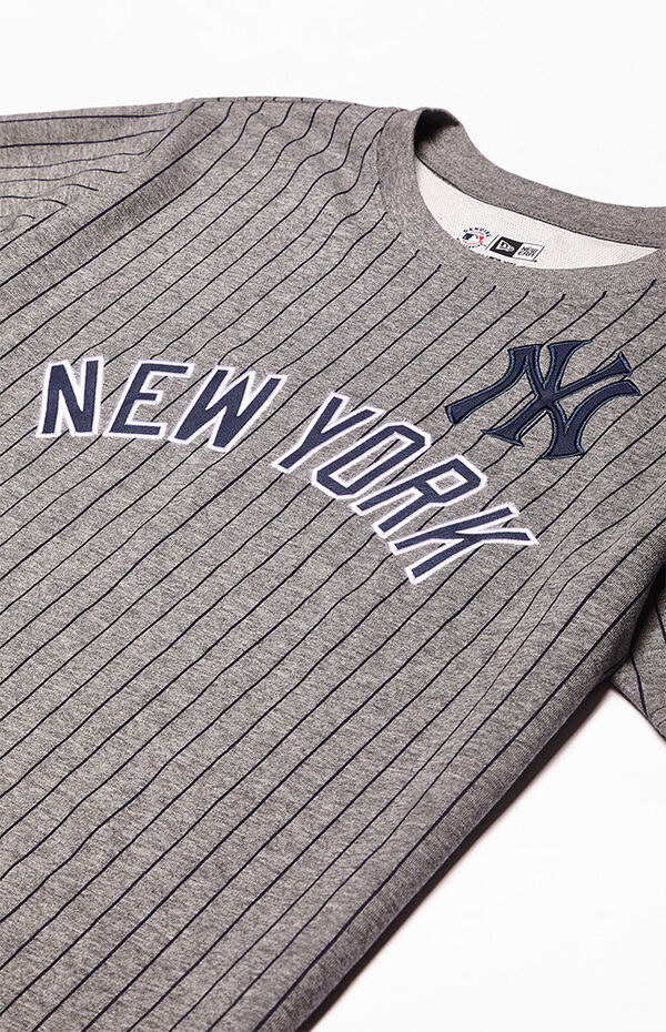New Era New York Yankees pinstripe splice t-shirt in navy