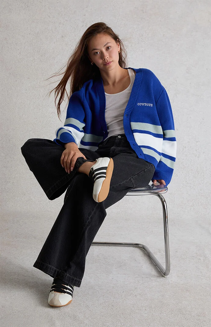 WILD COLLECTIVE x NFL Dallas Cowboys Knit Cropped Cardigan