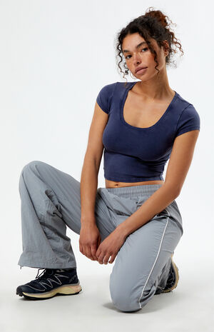 Courtyard Scoop T-Shirt image number 4