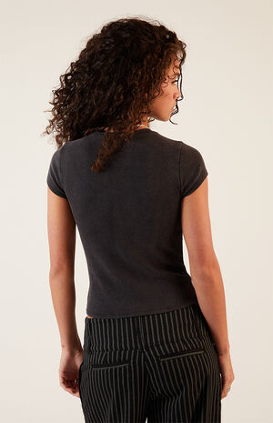 Pansy T-Shirt image number 3