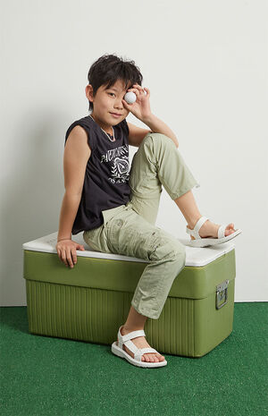 Relaxed Slim Zip Off Cargo Pants image number 1