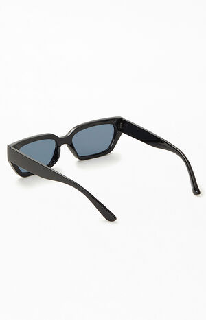 Edgy Plastic Sunglasses image number 3