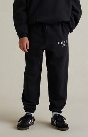 Kids Jet Black Classic Fleece Sweatpants image number 3