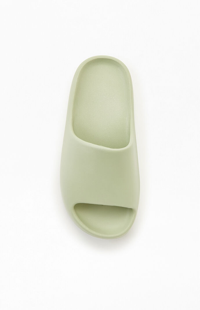 Pacsun slides 2025